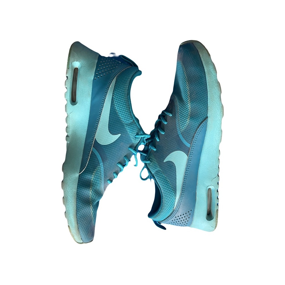 Light blue Nike Air Max Thea sneakers W10